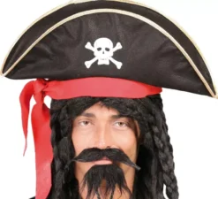 Berretto o cappello di pirata nera con teschio