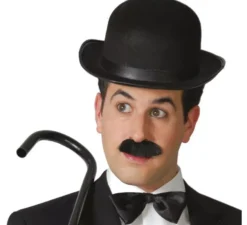 Bombetta di feltro nero