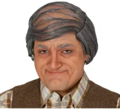 Calvo con nonno o vecchi capelli