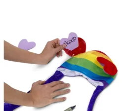 Cappello con orecchie arcobaleno con movimento