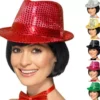 Cappello di feltro con paillettes in vari colori