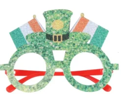 Cappello e occhiali con bandiera di San Patrizio
