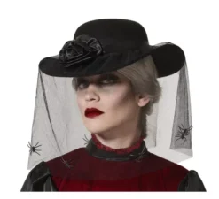 Cappello nero con velo e Rosa