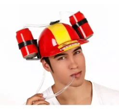 Casco che beve la bandiera della spagna