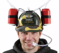 Casco militare per bere