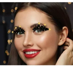 Ciglia nere con stelle