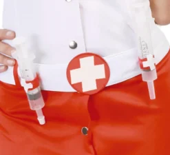Cintura da infermiera con 2 siringhe