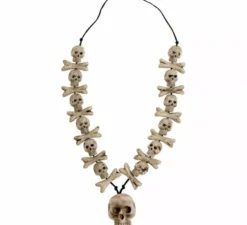 Collana con ciondolo a forma di teschio