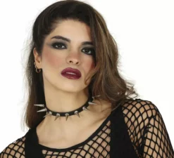 Collana punk a spillo per adulti