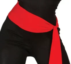 Costume da ninja nero per una donna