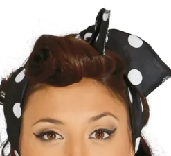 Costume da ragazza pin up anni '50 da donna