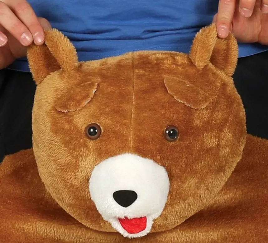 Costume orso bruno sulle spalle per adulti