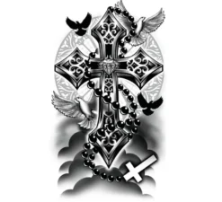 Croce e tatuaggio di colombe