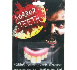 Denti con denti molto grandi