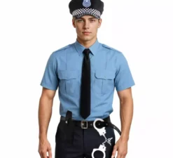 Kit della polizia: cintura, berretto e manette