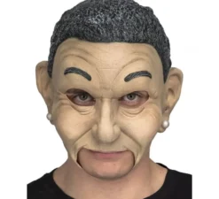 La maschera di zia incarna
