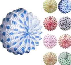 Lanterna bianca con piccoli pois in vari colori