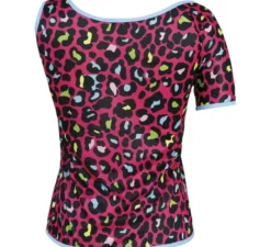 Maglietta da donna con stampa leopardata multicolore in stile anni '80