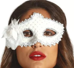 Maschera bianca con fiore