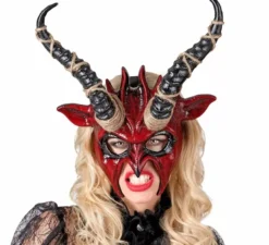 Maschera del diavolo sciamano