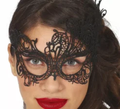 Maschera in filigrana nera