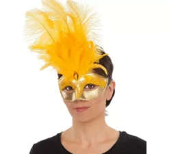 Maschera veneziana gialla con penna