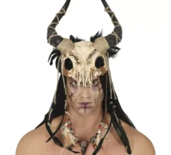Mezza maschera con teschio di ariete