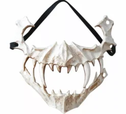 Mezza maschera teschio con zanne lunghe in pvc