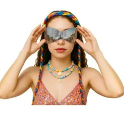 Occhiali a specchio futuristici