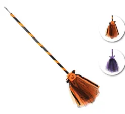 Scopa da strega con tulle in modelli assortiti da 90 cm
