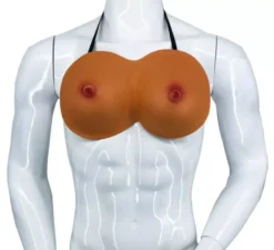 Seno grande con reggiseno