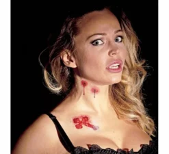 Tatuaggi con morsi di vampiro