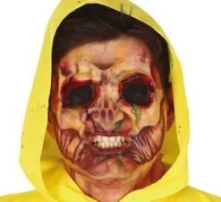 Trucco finta cicatrice e occhi neri